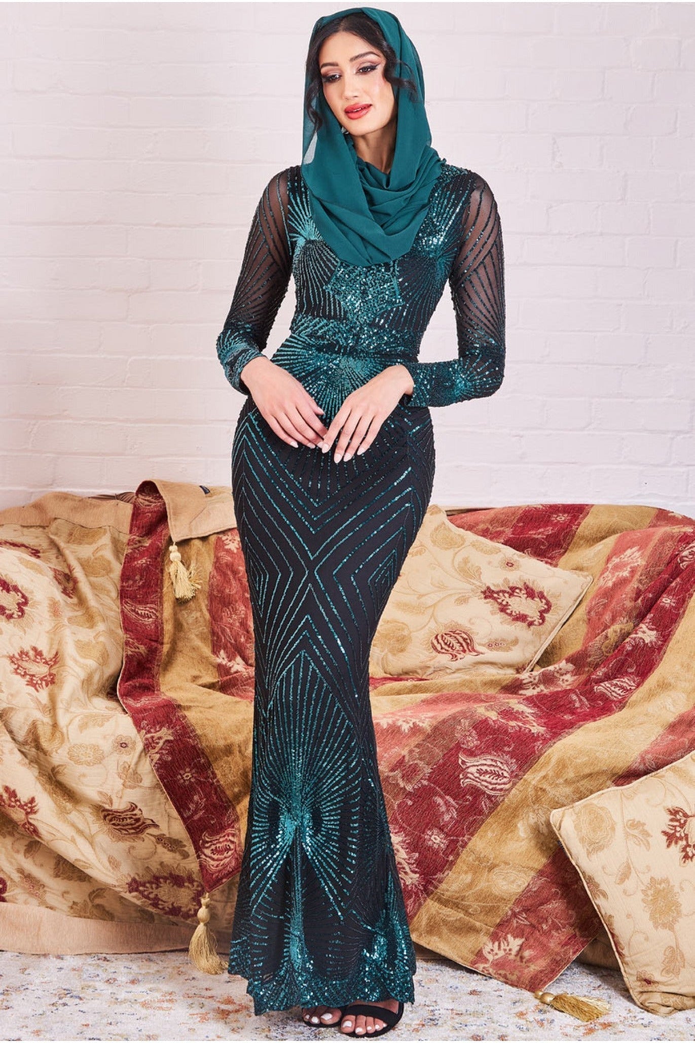 Goddiva Modesty Starburst Sequin Maxi Dress - Emerald