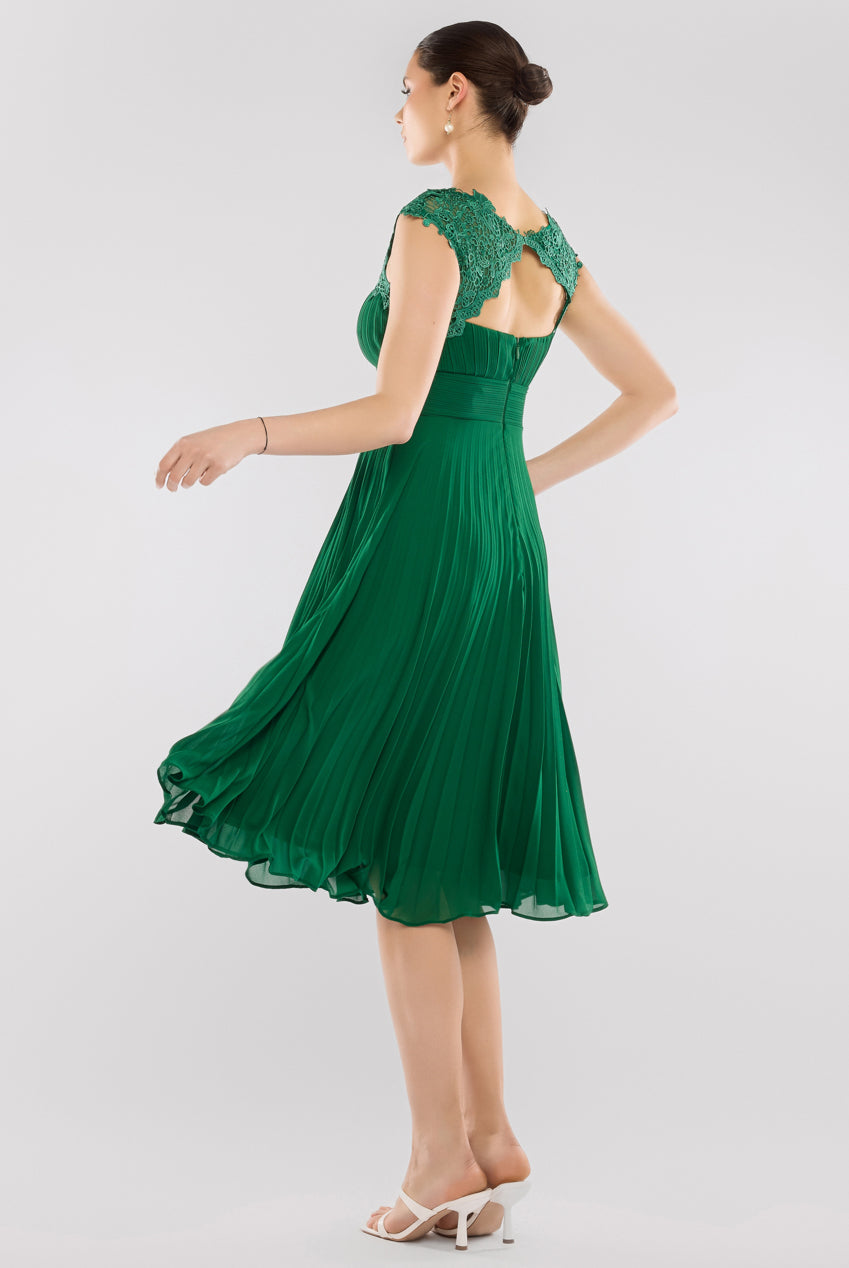Goddiva Crochet & Pleated Top Midi - Emerald