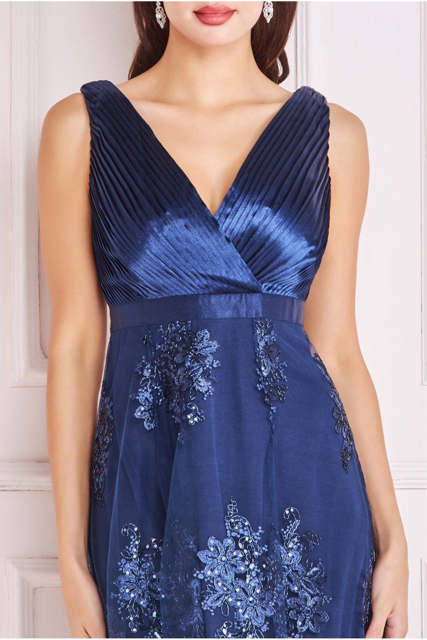 Goddiva Pleated Satin V Neck High And Low Midi - Navy