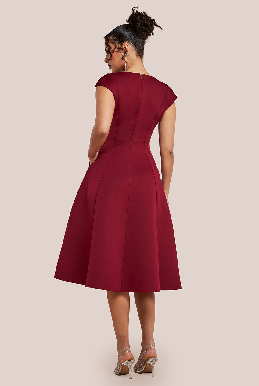 Goddiva Cap Sleeve Plunging V-Neckline A-line Midi Dress - Wine